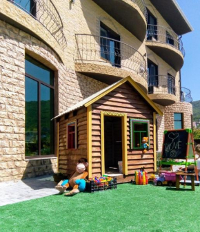Guest House Izumrudniy